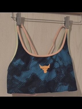 Under Armour Project Rock Sports Bra | Women's Small